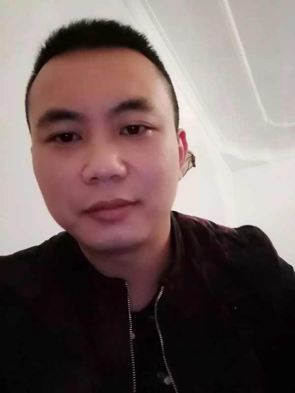 喜闻香气的第一张照片--芜湖相亲服务中心