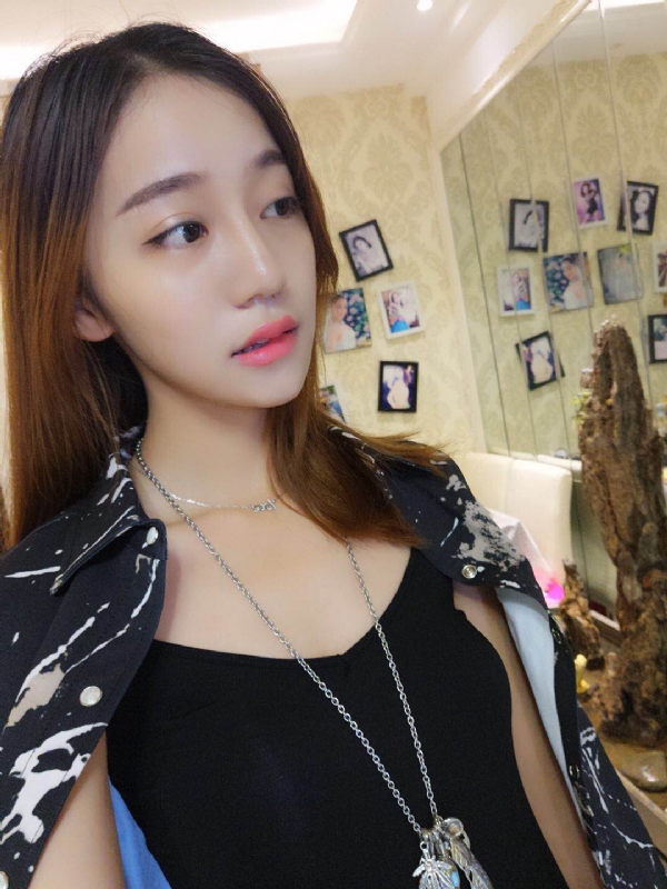 凉兮的第一张照片--芜湖相亲服务中心