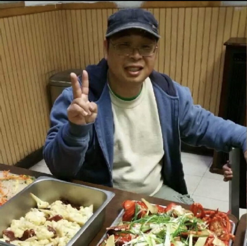 wally的第一张照片--芜湖相亲服务中心