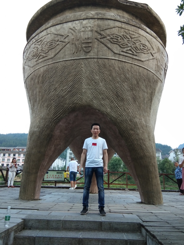 致青春的第一张照片--芜湖相亲服务中心