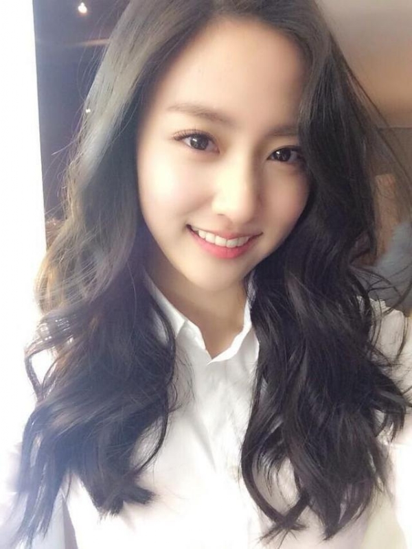 等爱的易微的第一张照片--芜湖相亲服务中心