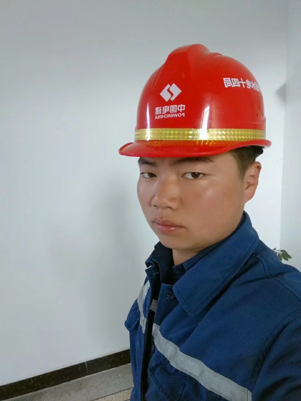 小公牛的第一张照片--芜湖相亲服务中心