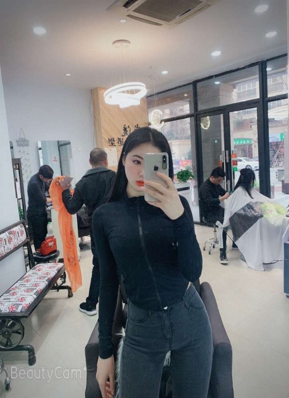 婷婷的第四张照片--芜湖相亲服务中心