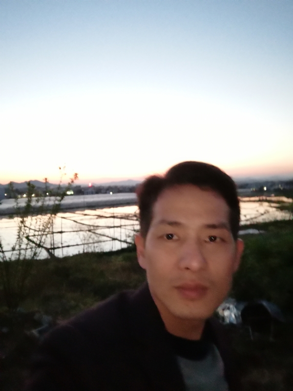 不忘初心的第一张照片--芜湖相亲服务中心