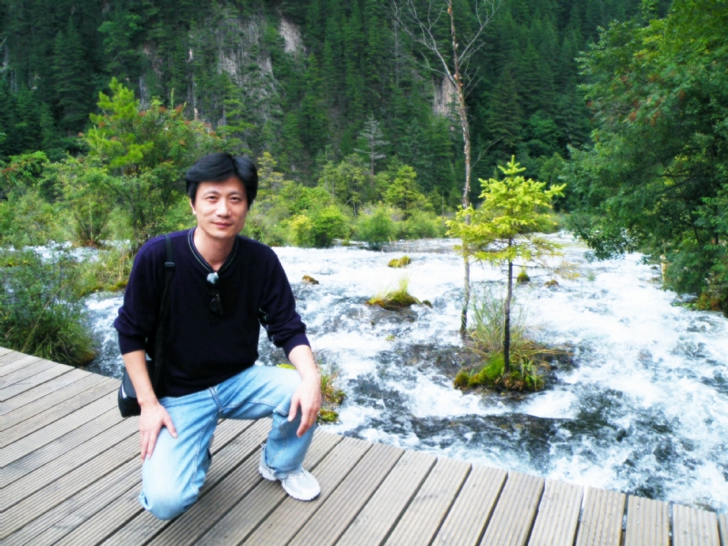 霞飞哥的第一张照片--芜湖相亲服务中心