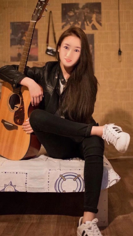 水中月的第一张照片--芜湖相亲服务中心