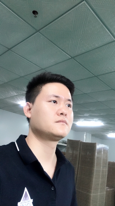 伟的第一张照片--芜湖相亲服务中心