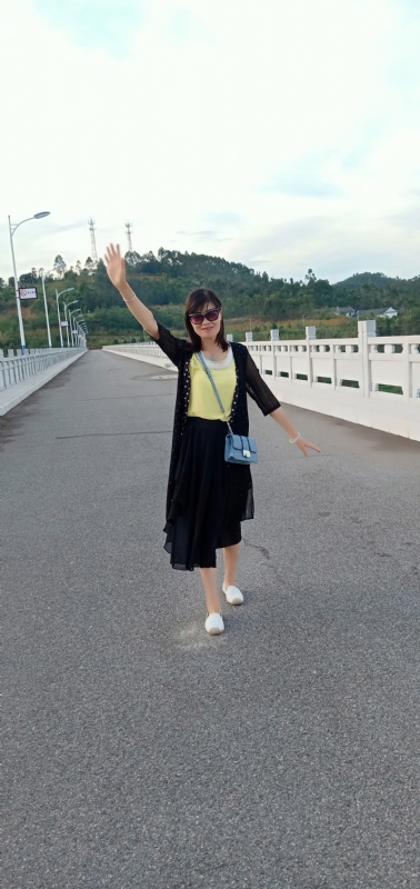 执念的第一张照片--芜湖相亲服务中心