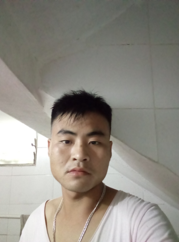 落叶知秋的第一张照片--芜湖相亲服务中心