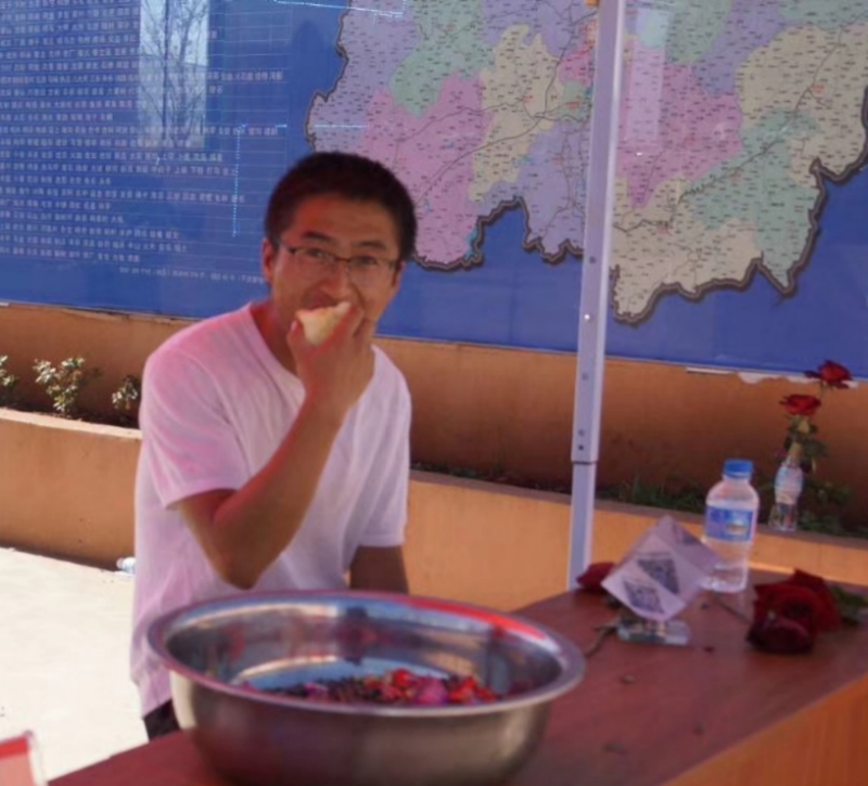 寻水的第一张照片--芜湖相亲服务中心