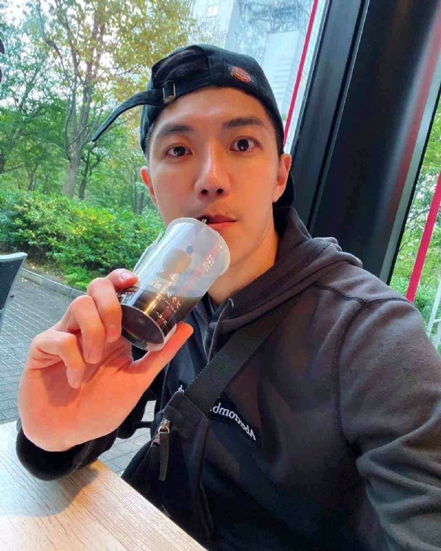 苏天奇的第一张照片--芜湖相亲服务中心