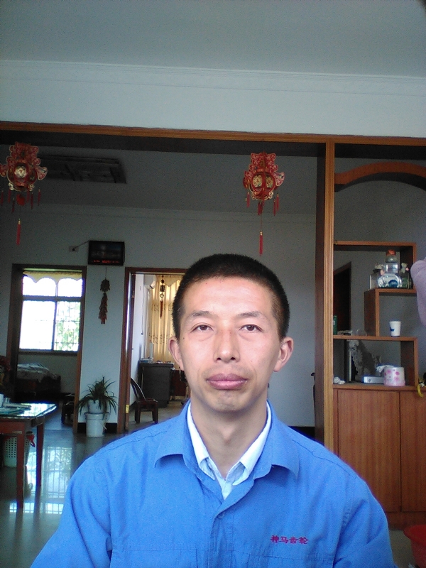 红玫瑰的第一张照片--芜湖相亲服务中心