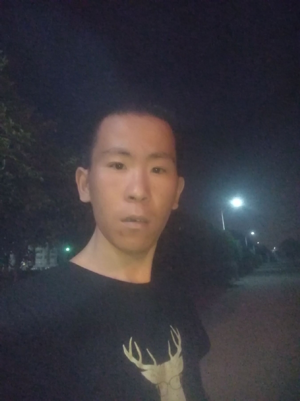 俞凯斌的第一张照片--芜湖相亲服务中心