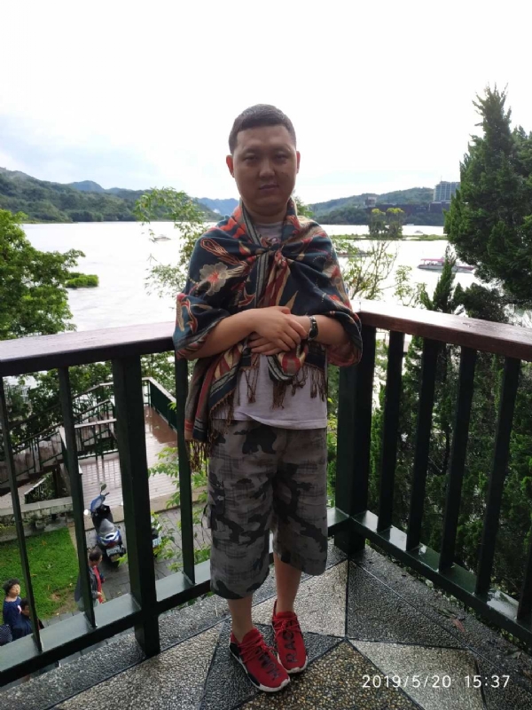 爱情里的俩个人的第一张照片--芜湖相亲服务中心