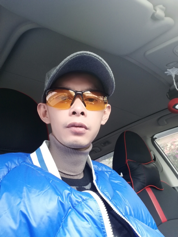 愿得一人心的第一张照片--芜湖相亲服务中心