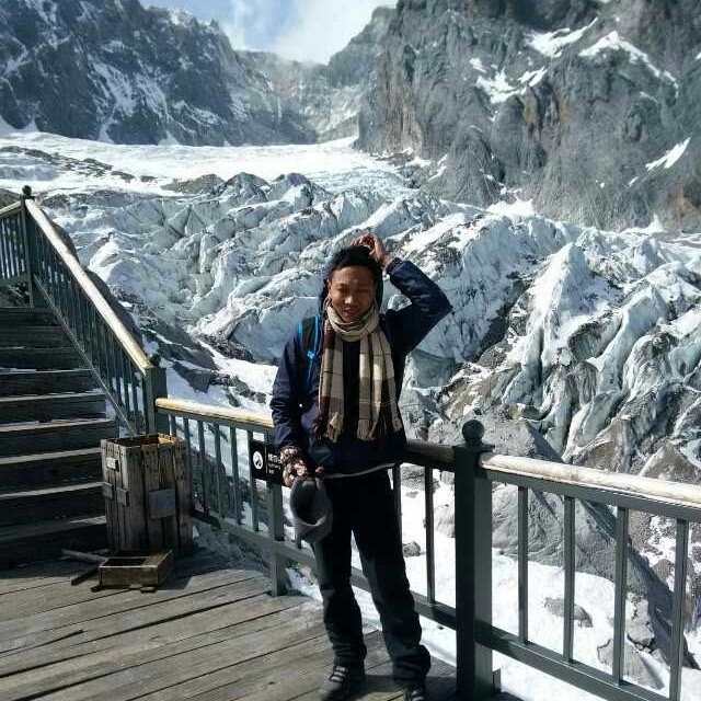 眯眯的第一张照片--芜湖相亲服务中心