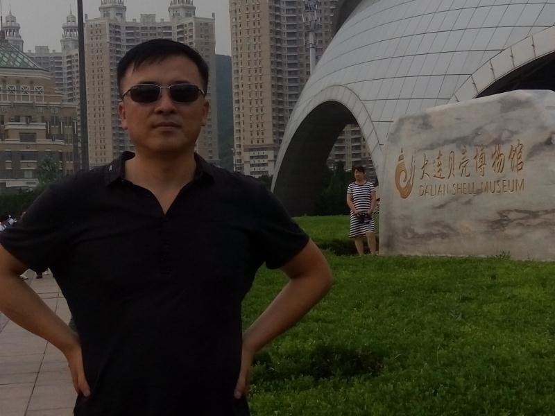 豁达的第一张照片--芜湖相亲服务中心