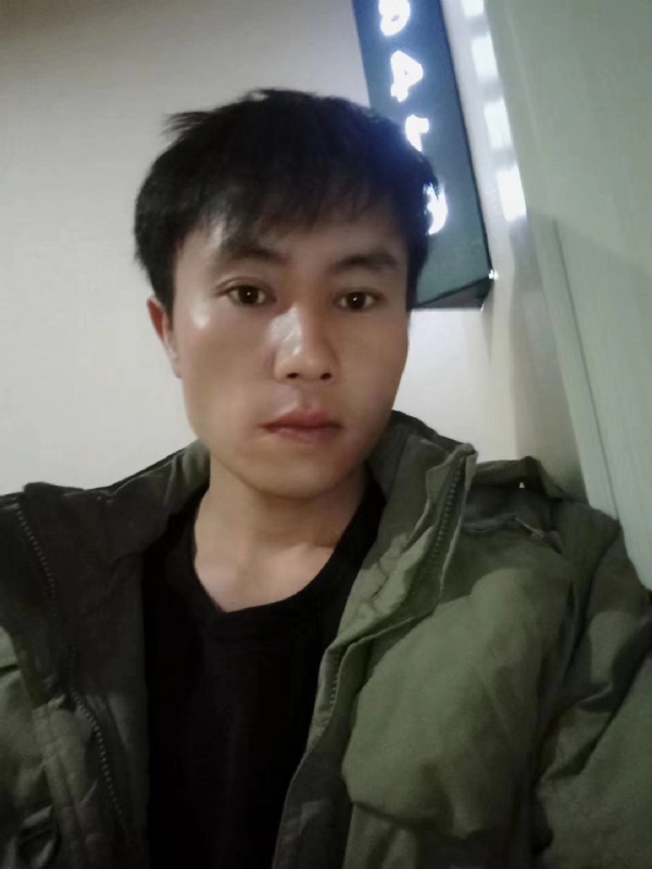 槑头槑脑的第一张照片--芜湖相亲服务中心