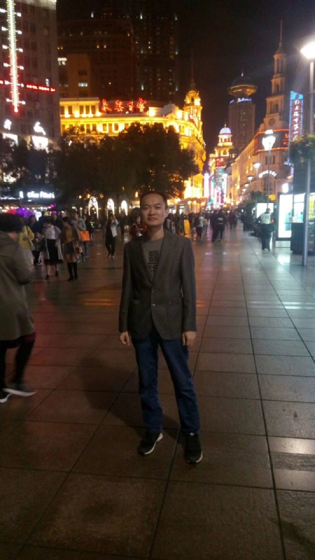 水池养鱼的第一张照片--芜湖相亲服务中心