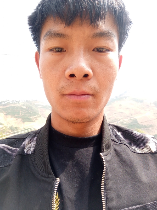 唐伟的第一张照片--芜湖相亲服务中心