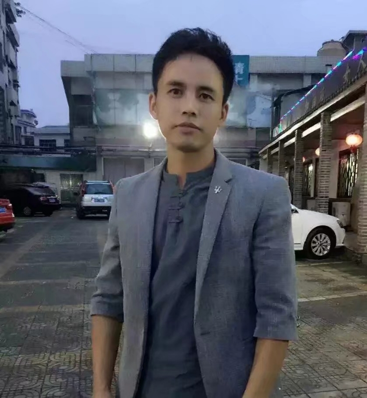 华谢的第一张照片--芜湖相亲服务中心