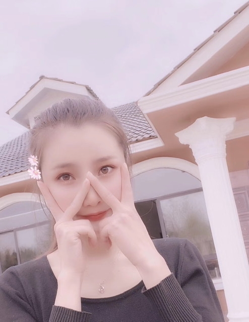 小媛的第一张照片--芜湖相亲服务中心