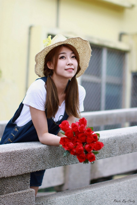 阳光朵朵的第一张照片--芜湖相亲服务中心