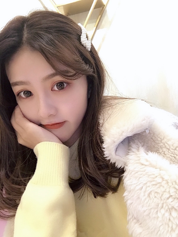 薇薇外送的第一张照片--芜湖相亲服务中心