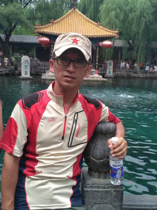 晓峰的第一张照片--芜湖相亲服务中心