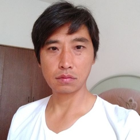 莞尔一笑的第一张照片--芜湖相亲服务中心