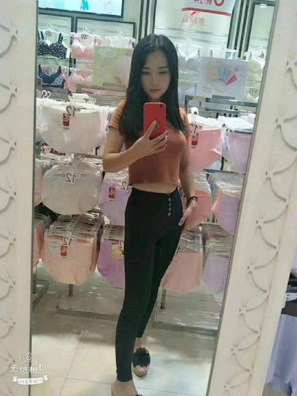 小可爱的第一张照片--芜湖相亲服务中心