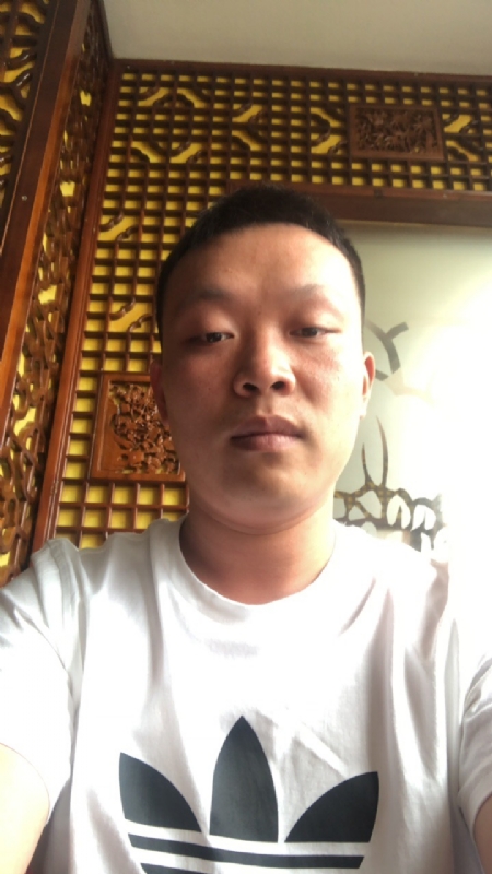 唐子龙的第一张照片--芜湖相亲服务中心