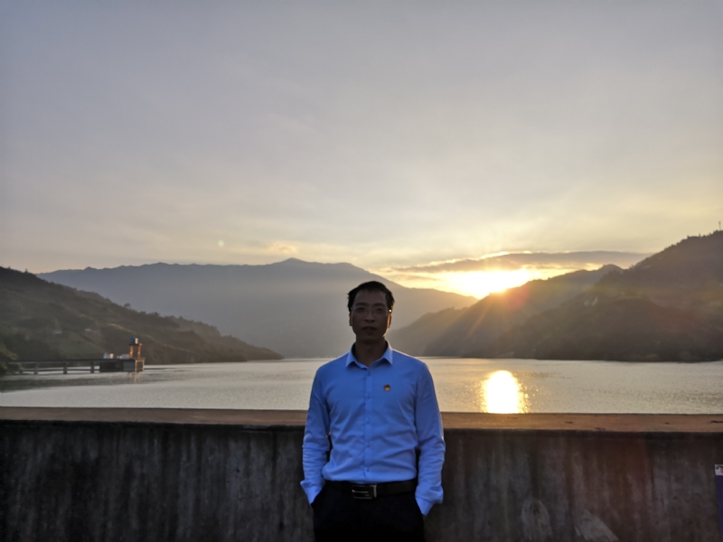 庸人自扰的第一张照片--芜湖相亲服务中心