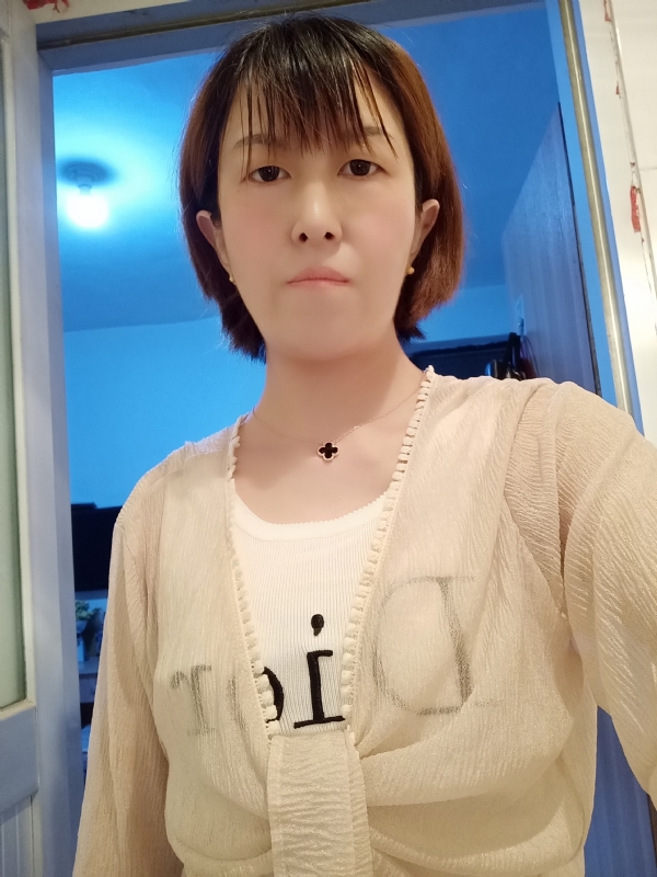 芬儿的第一张照片--芜湖相亲服务中心