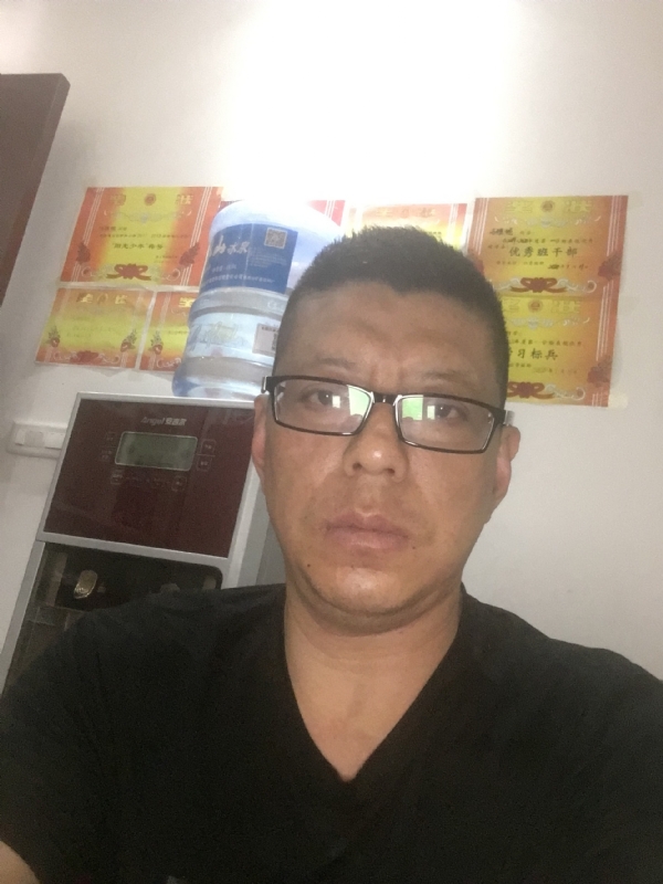 牵手的第二张照片--芜湖相亲服务中心