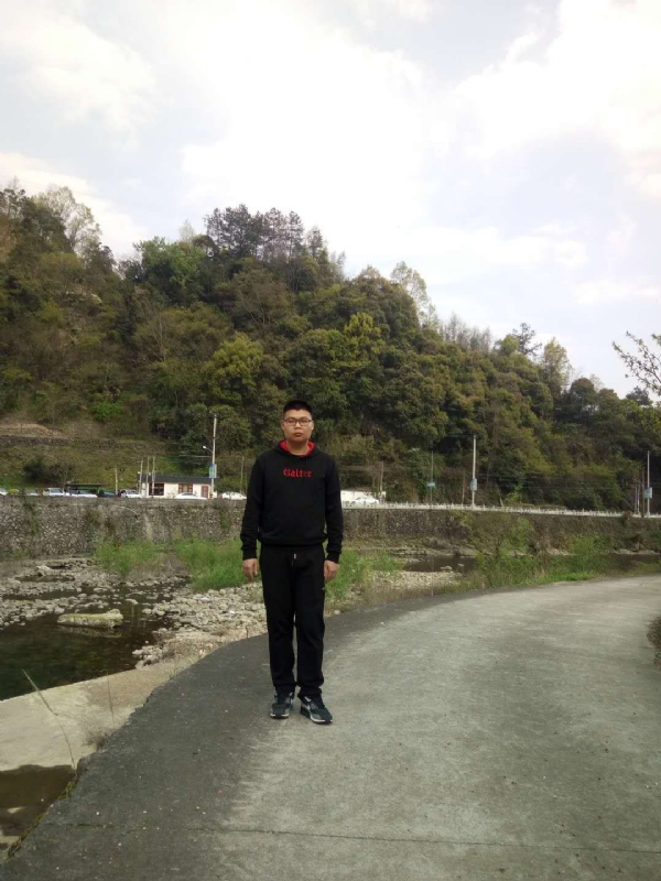 等着上钩的鱼的第二张照片--芜湖相亲服务中心