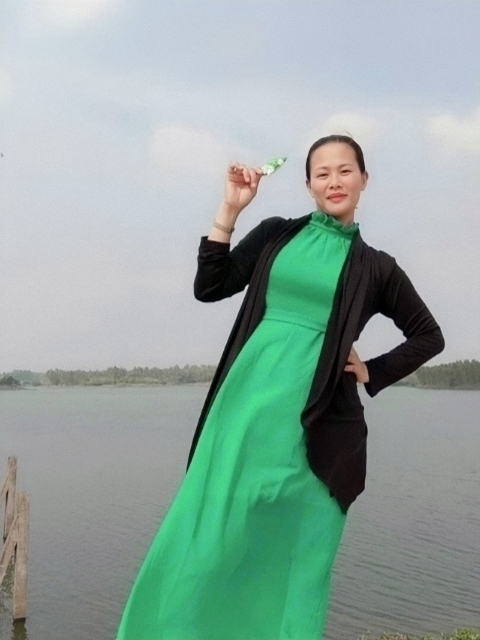 李梅的第二张照片--芜湖相亲服务中心