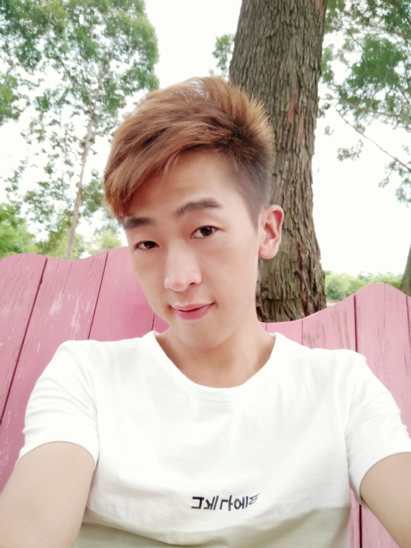 一觉睡到小时候的第二张照片--芜湖相亲服务中心