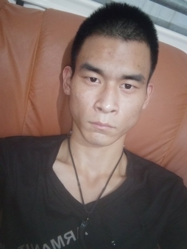 单身狗一枚的第三张照片--芜湖相亲服务中心