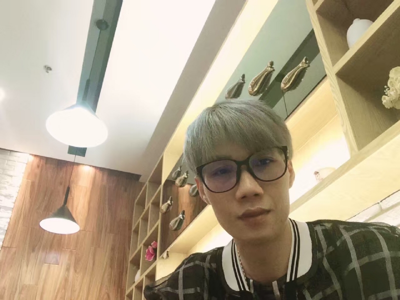 黄峰的第一张照片--芜湖相亲服务中心