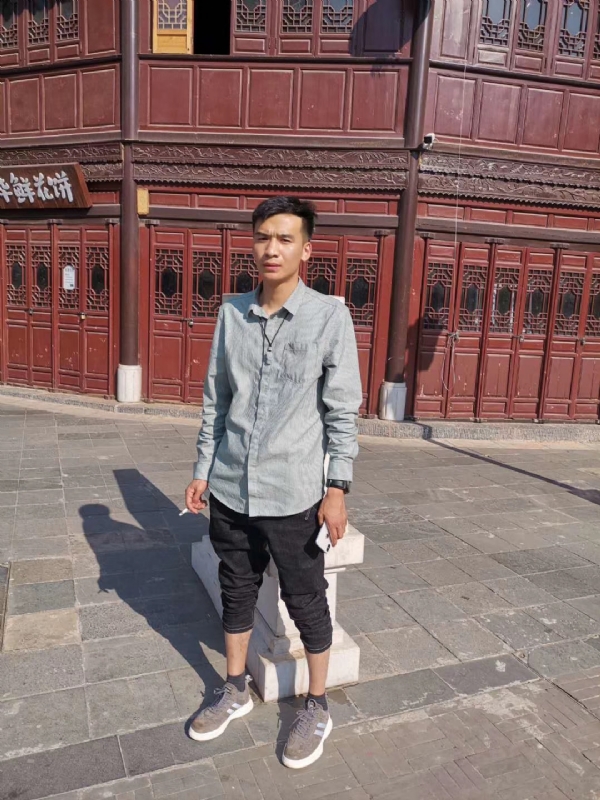 刘方的第一张照片--芜湖相亲服务中心