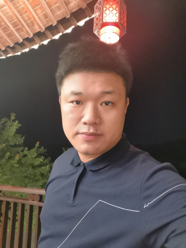 耿直boy的第一张照片--芜湖相亲服务中心