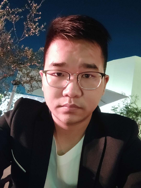 在路上的第一张照片--芜湖相亲服务中心