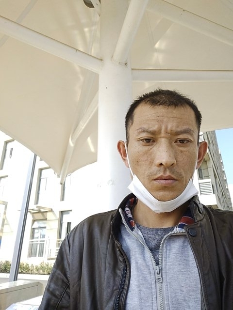 孤狼的第一张照片--芜湖相亲服务中心