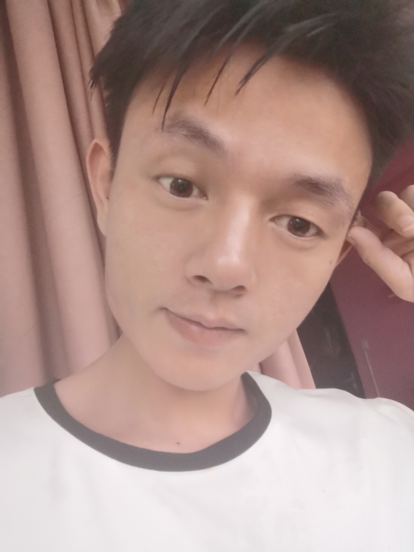 一一得一的第一张照片--芜湖相亲服务中心