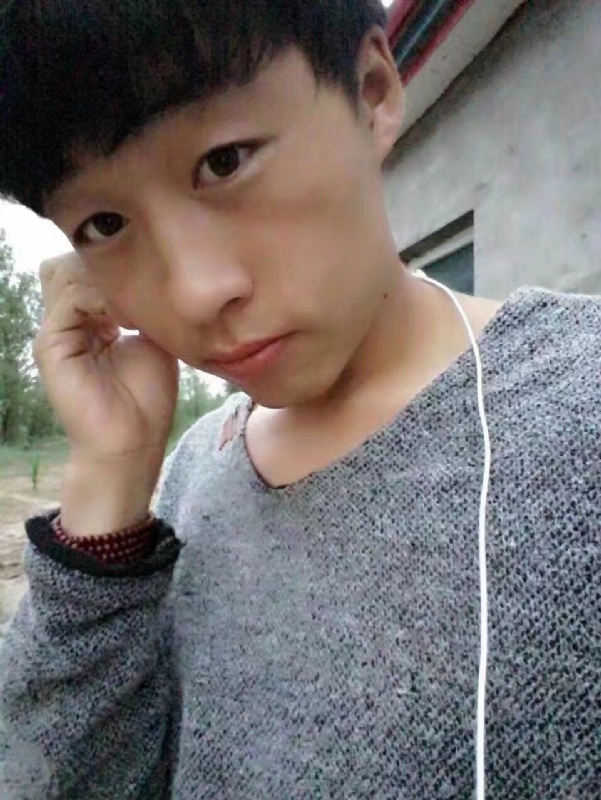 小胡的第一张照片--芜湖相亲服务中心