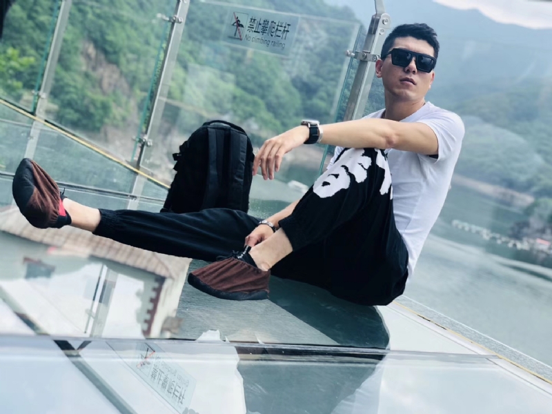 庄周梦蝶的第一张照片--芜湖相亲服务中心