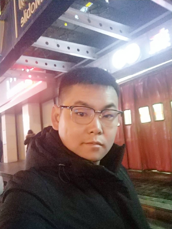 杜跃龙的第二张照片--芜湖相亲服务中心