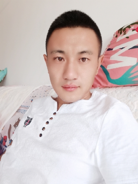 海阔天空的第一张照片--芜湖相亲服务中心