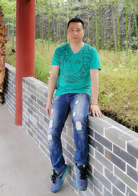 缘分不易的第一张照片--芜湖相亲服务中心